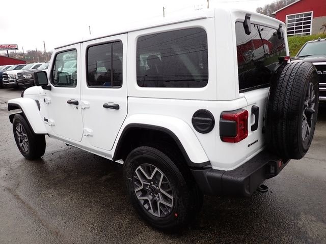 New 2025 Bright White Clear-Coat Exterior Paint Jeep Sahara image 3