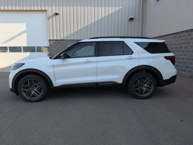 New 2026 Star White Metallic Tri-Coat Ford ST image 6
