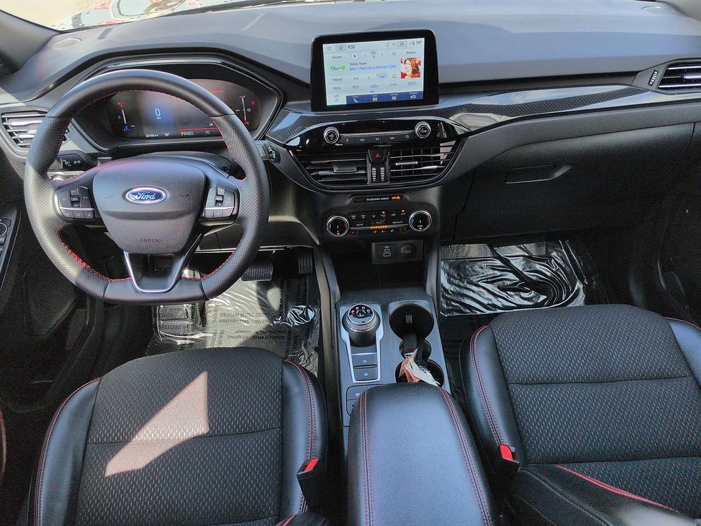 2025 Ford Escape ST-Line Select - Photo 19