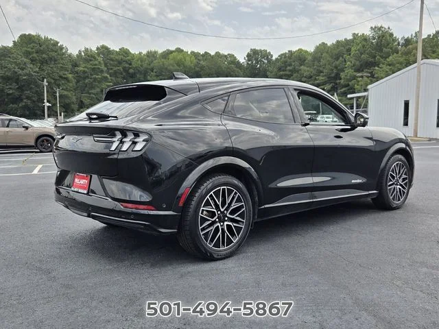 Used 2024 Black Ford Premium image 5