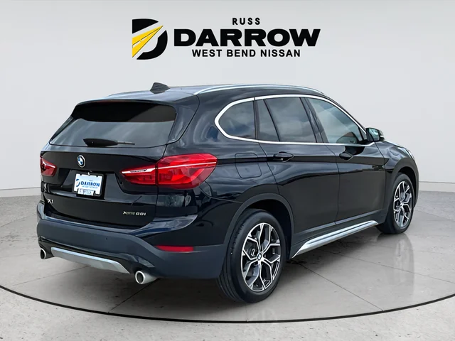 Used 2022 Black BMW xDrive28i image 5