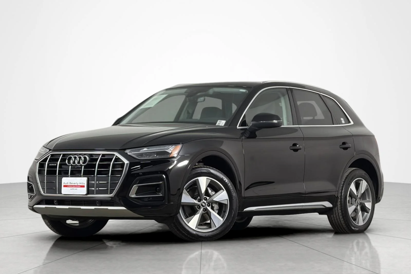 Used 2023 Brilliant Black Audi Premium Plus 40 TFSI quattro image 1