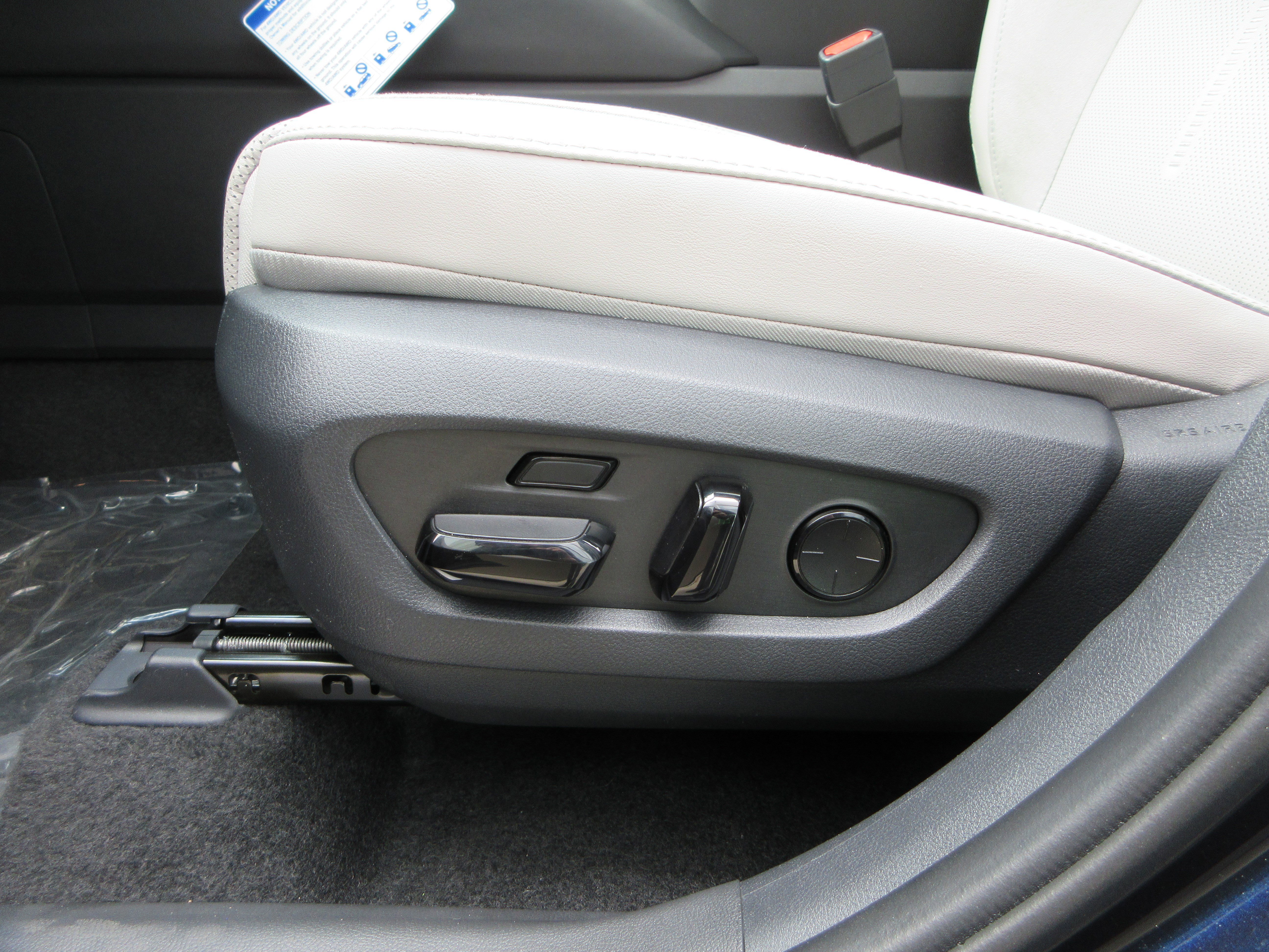 New 2026 Nightfall Mica Lexus LUXURY AWD image 35