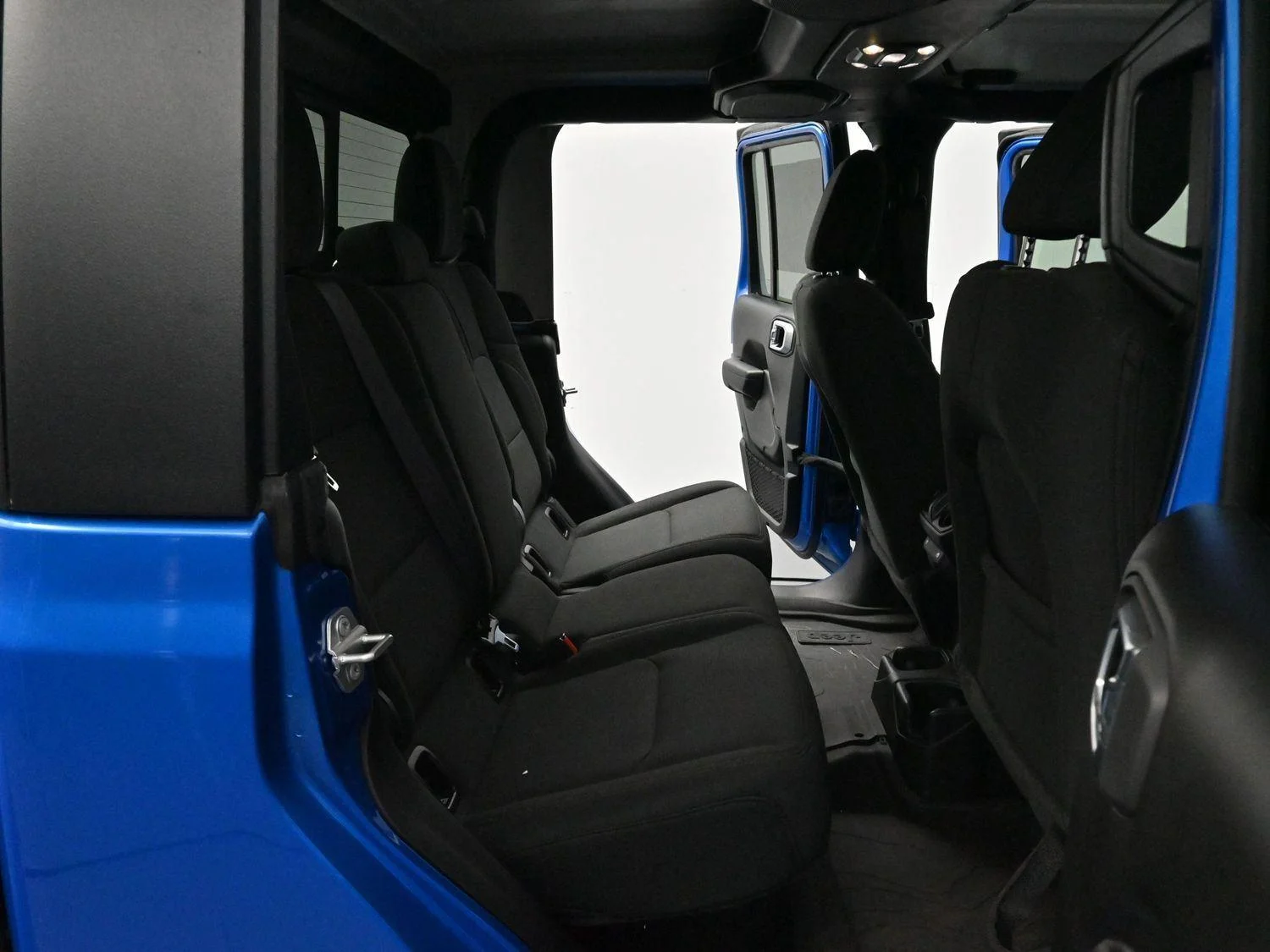 Used 2023 Hydro Blue Pearlcoat Jeep Sport S image 27