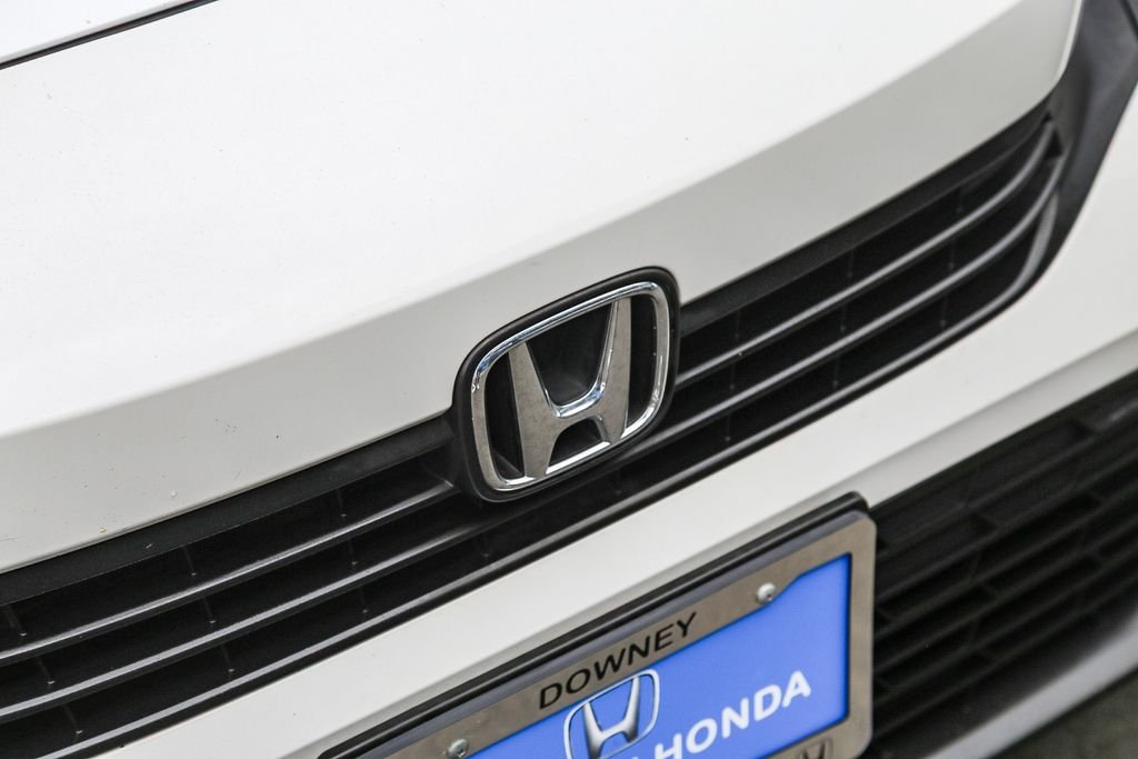 Certified Used 2022 Platinum White Pearl Honda LX image 12