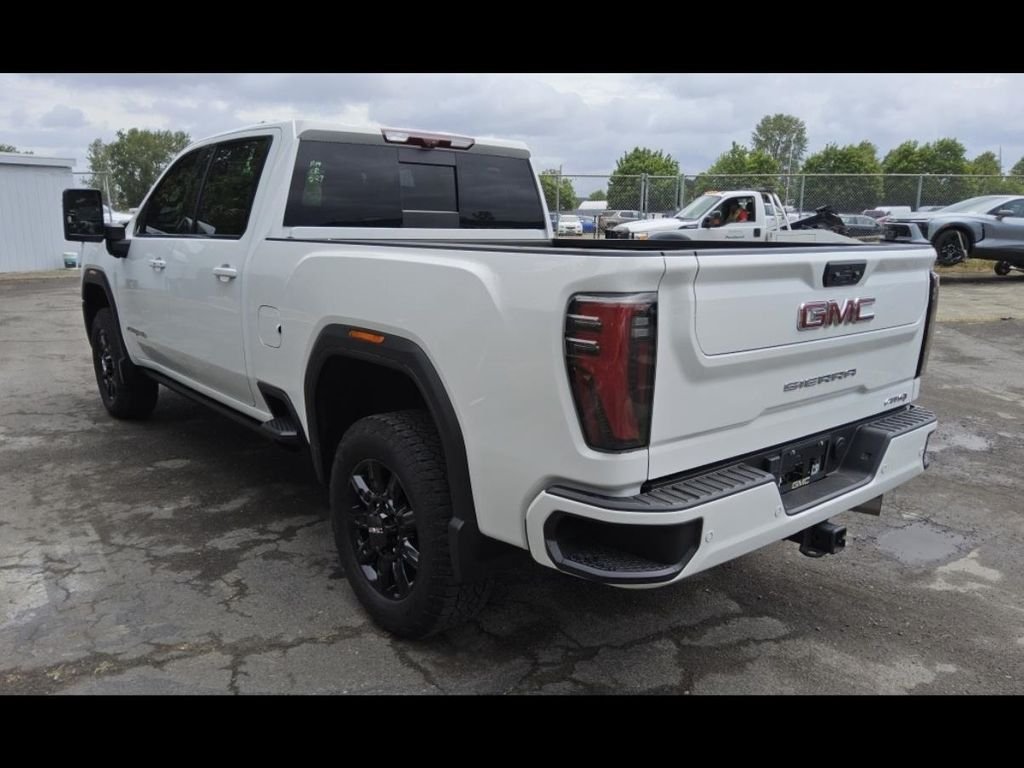 Used 2024 White GMC AT4 image 2
