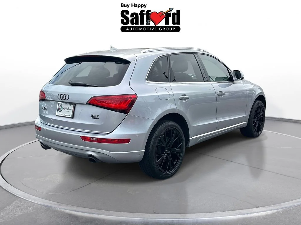 Used 2016 Silver Metallic Audi 2.0T Premium image 9