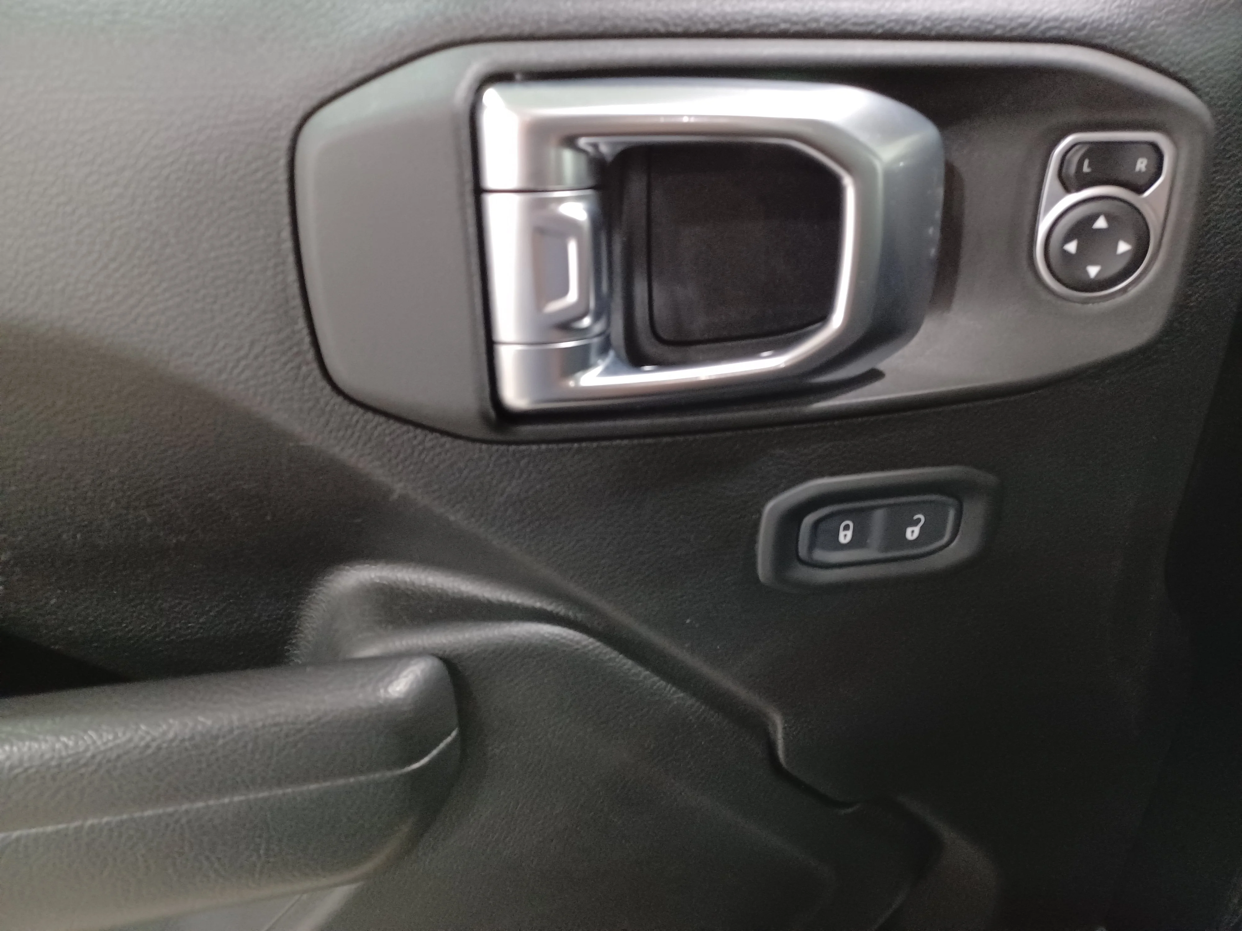 Certified Used 2023 Black Jeep Rubicon 4x4*Plug In Hybrid | Nav | Remote Start | Htd Seats | Htd Wheel | CarPlay | Park Assist image 9