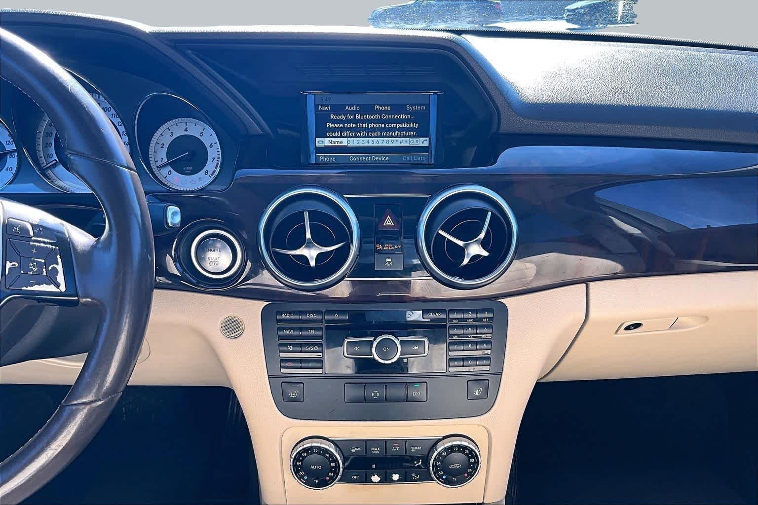 Used 2014 Polar White Mercedes-Benz GLK 350 image 7