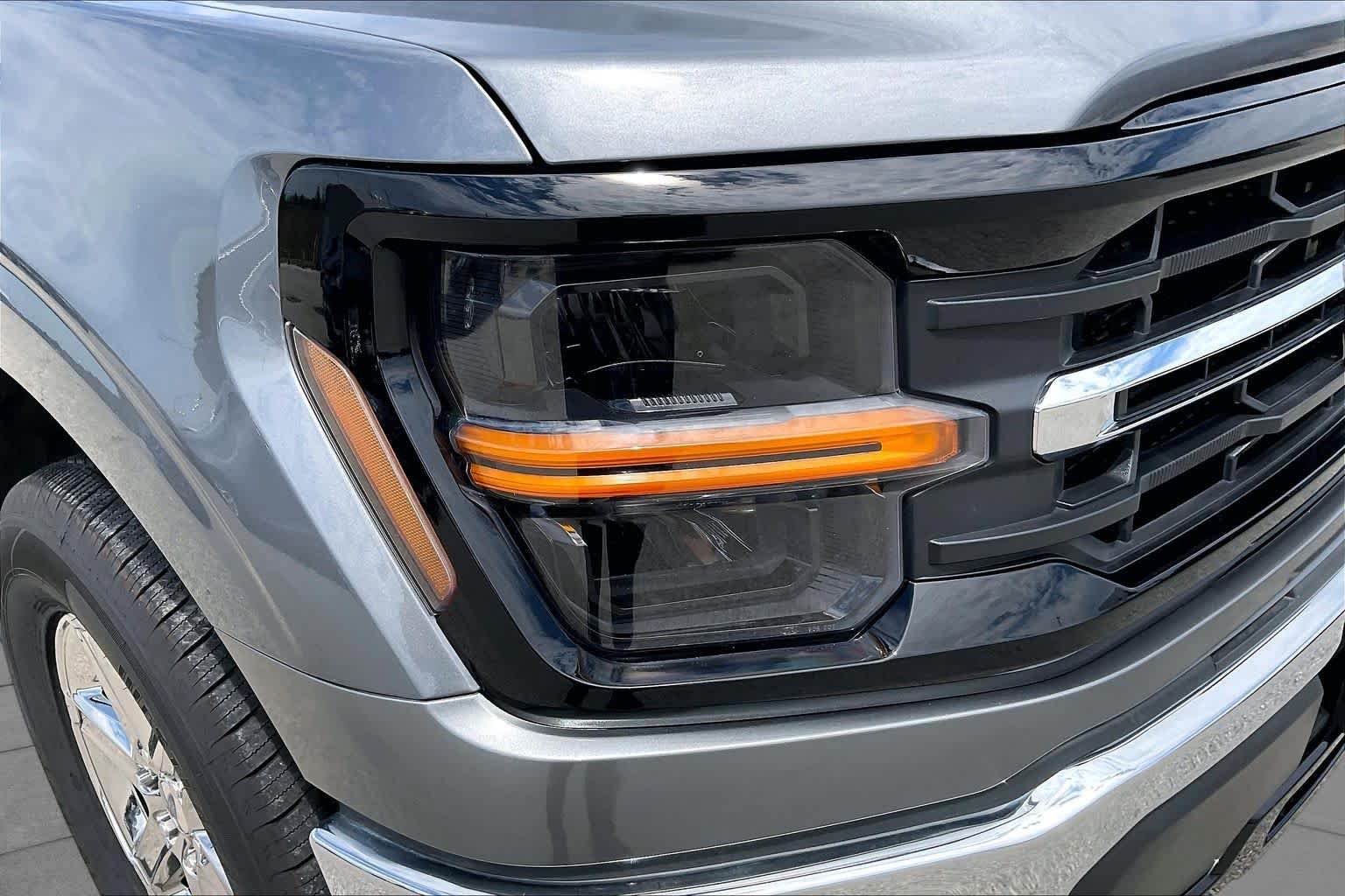 Used 2024 Carbonized Gray Ford XLT image 41