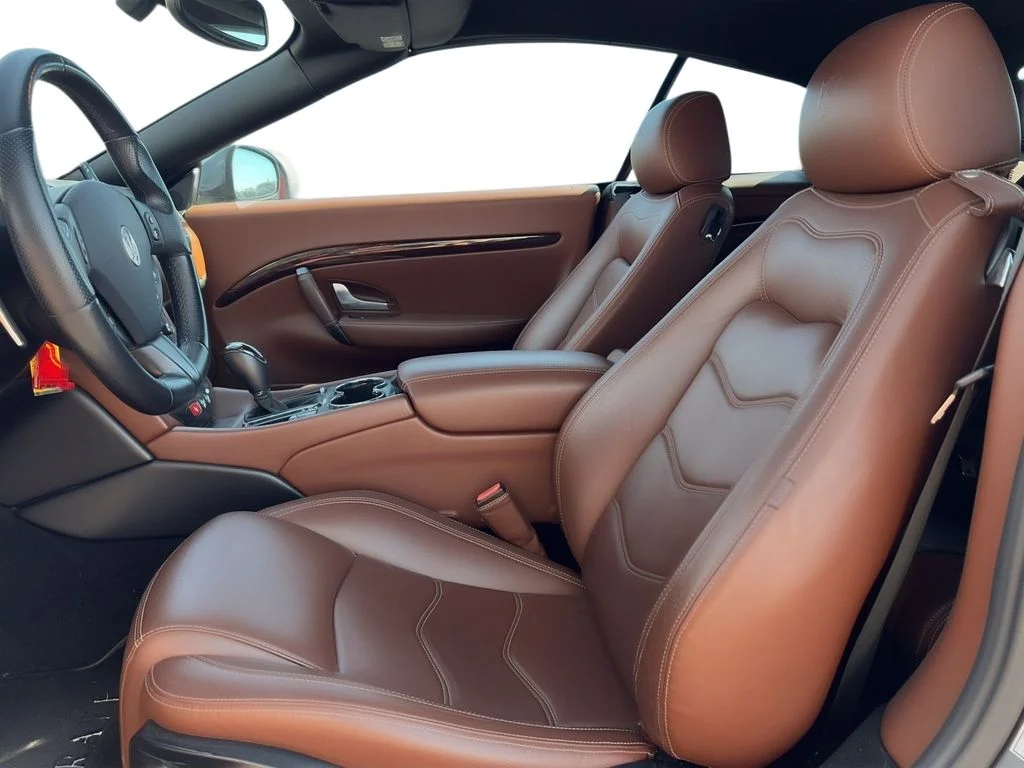 Used 2014  Maserati Base image 6