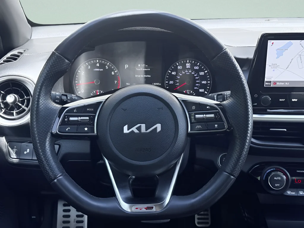 Used 2022 Gray Kia GT-Line image 15
