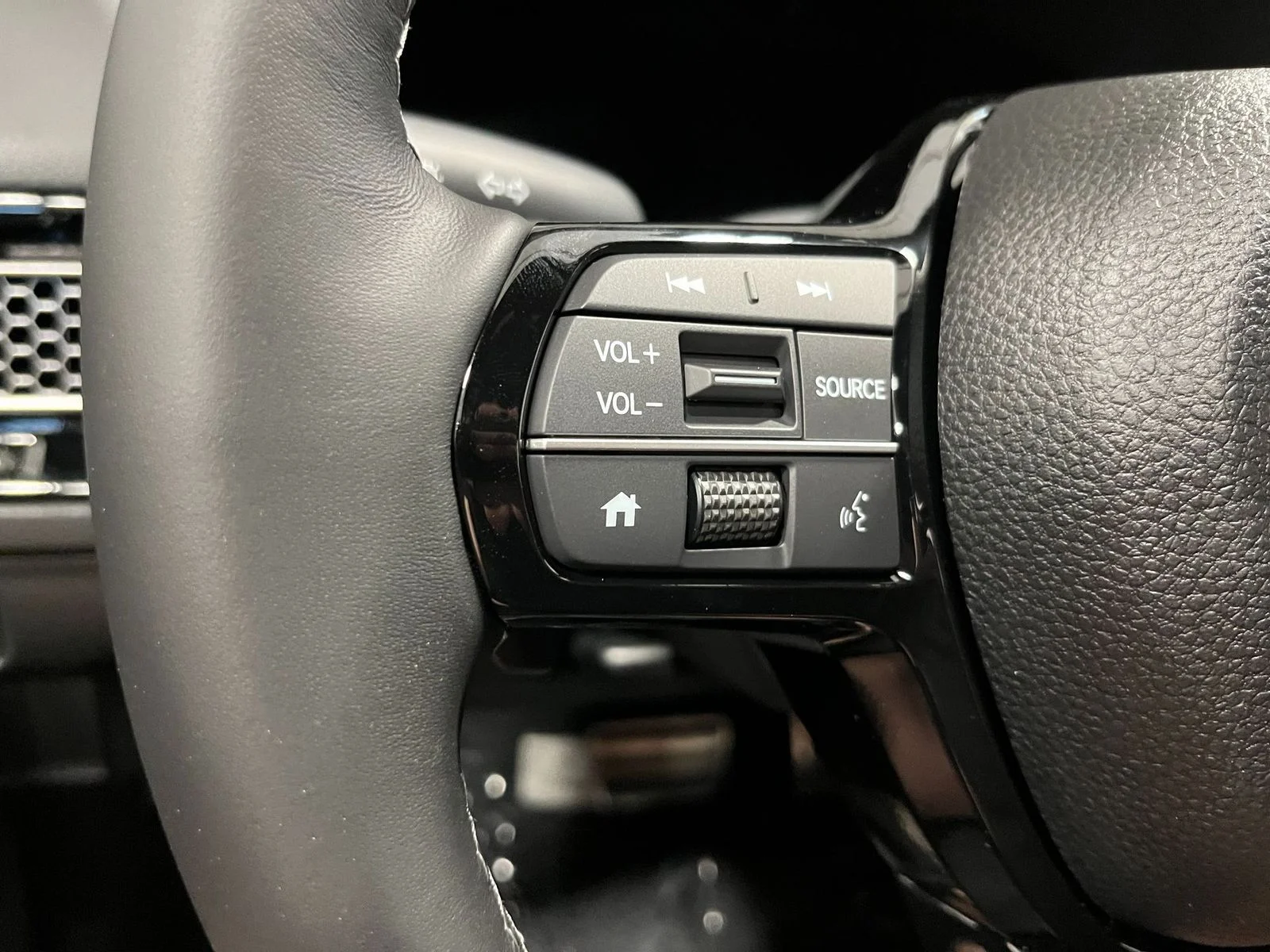 New 2025 Platinum White Pearl Honda Sport image 17