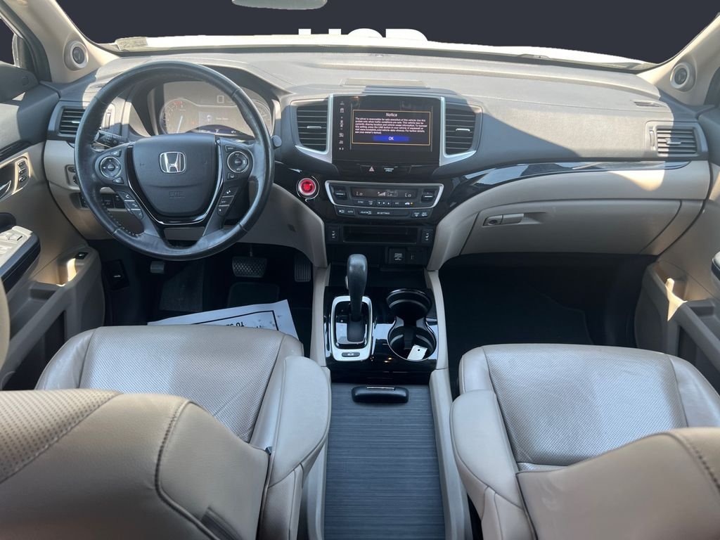 Used 2019 Platinum White Pearl Honda RTL-E image 10