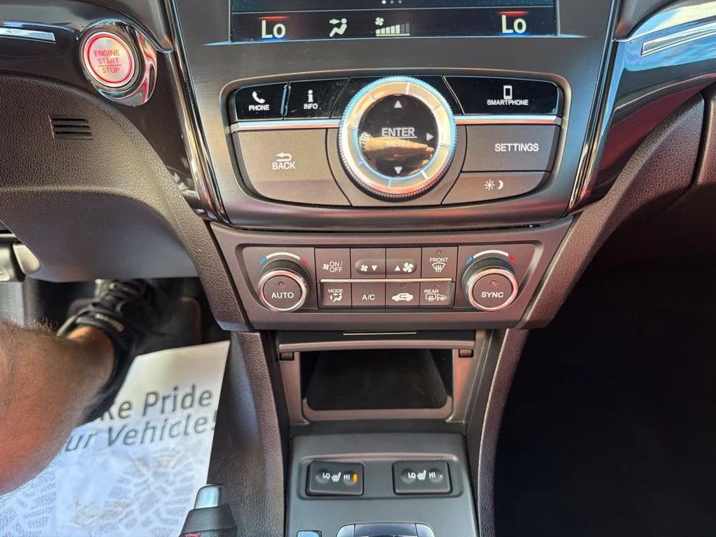 Used 2020  Acura Premium and A-SPEC Packages image 37