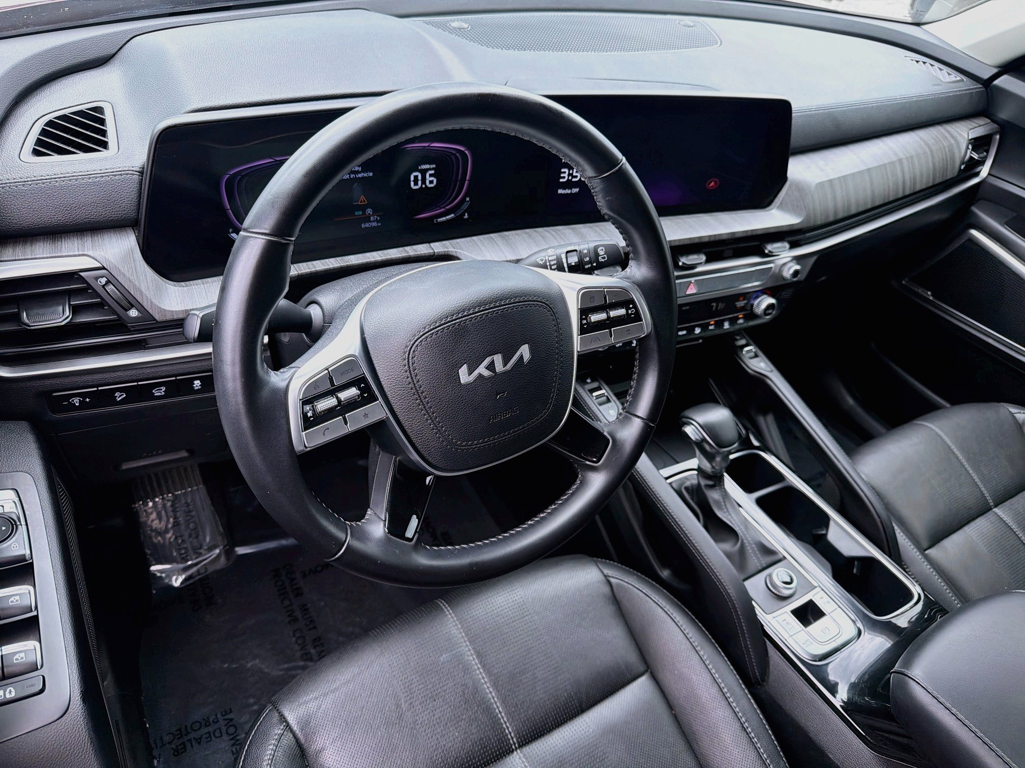 Used 2024 Dawning Red Kia EX image 28
