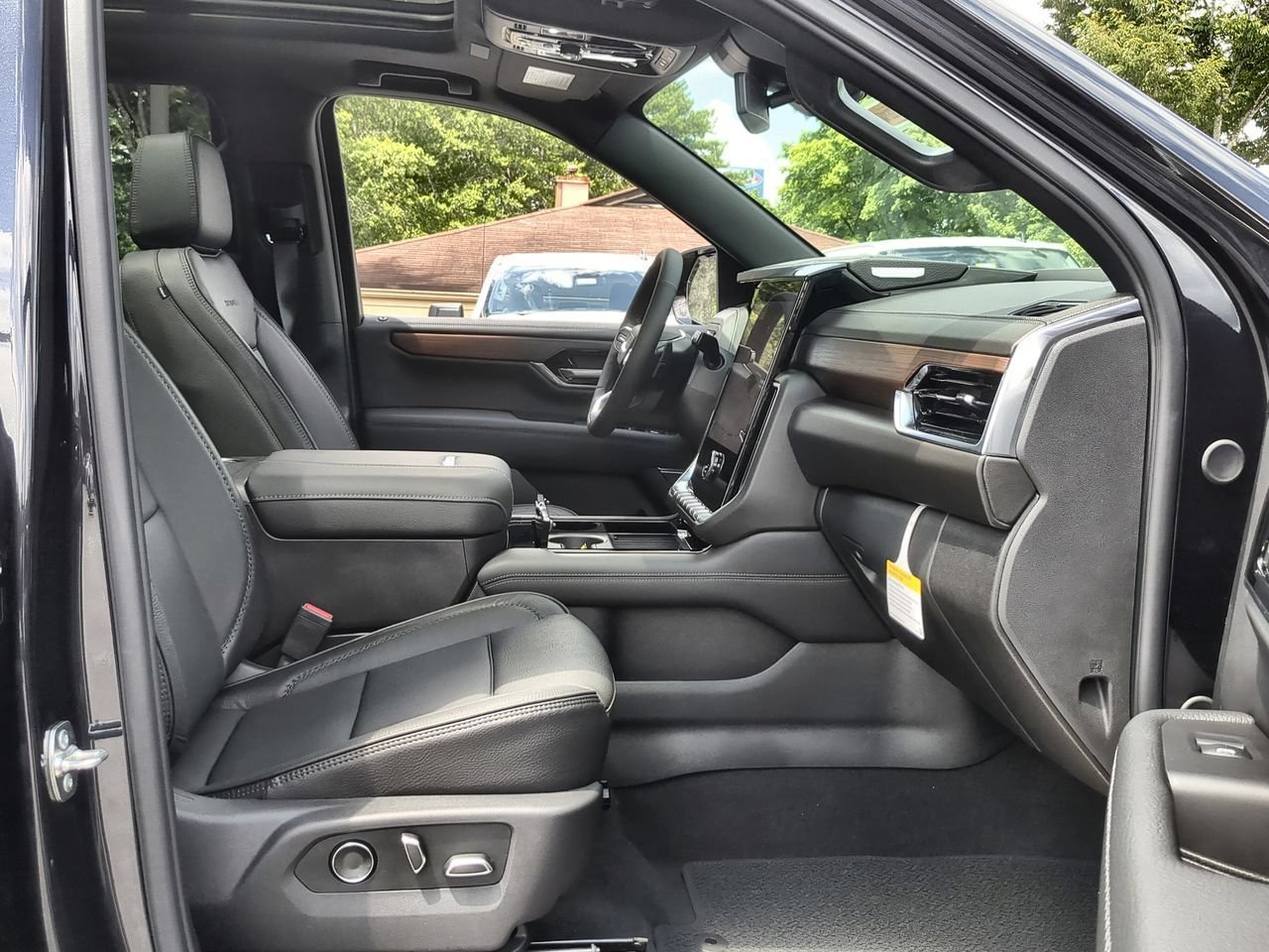 New 2026 Titanium Rush Metallic GMC Denali image 29