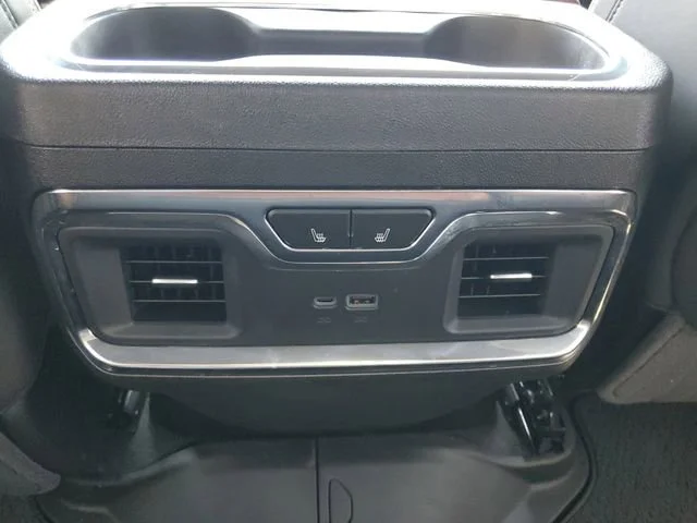 Used 2025 Onyx Black GMC Denali Ultimate image 25