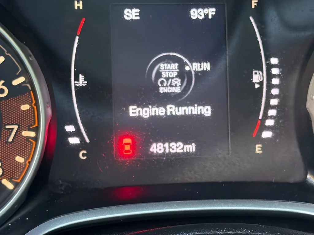 Used 2018 Laser Blue Pearlcoat Jeep Sport image 14