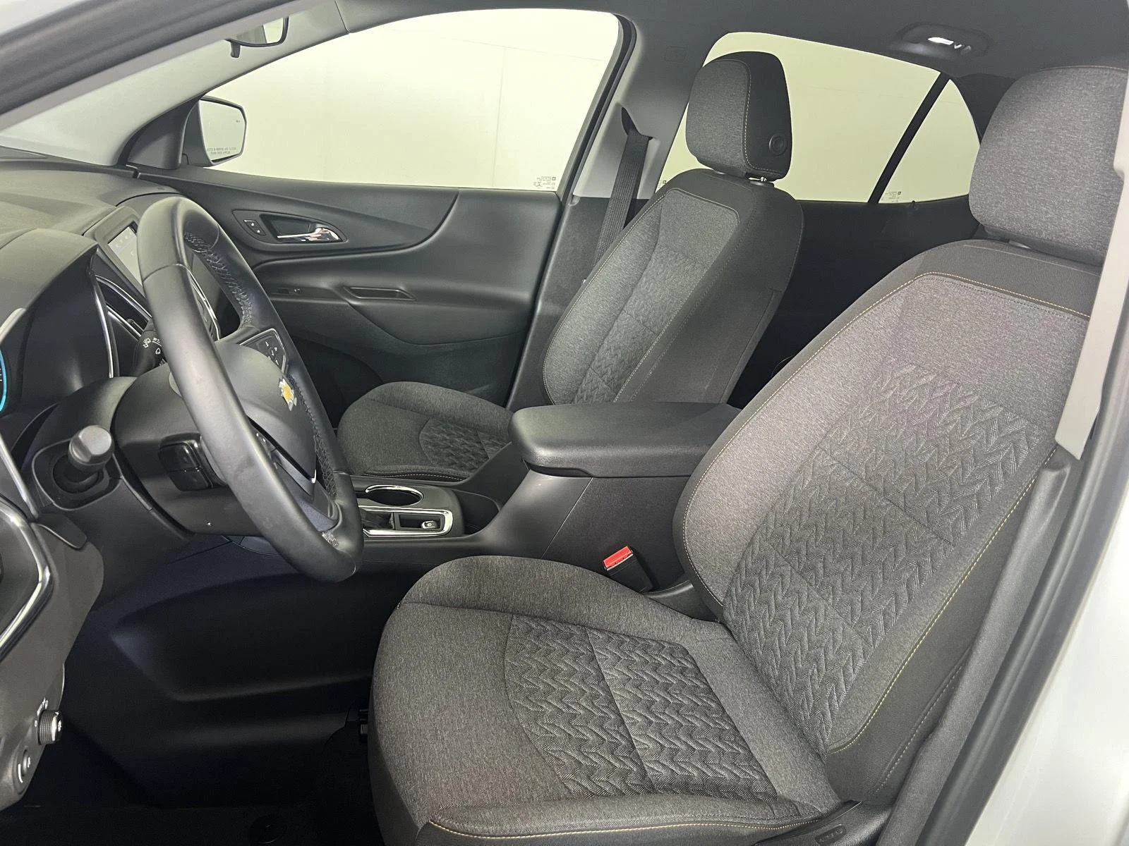 Used 2023 Summit White Chevrolet LT image 11