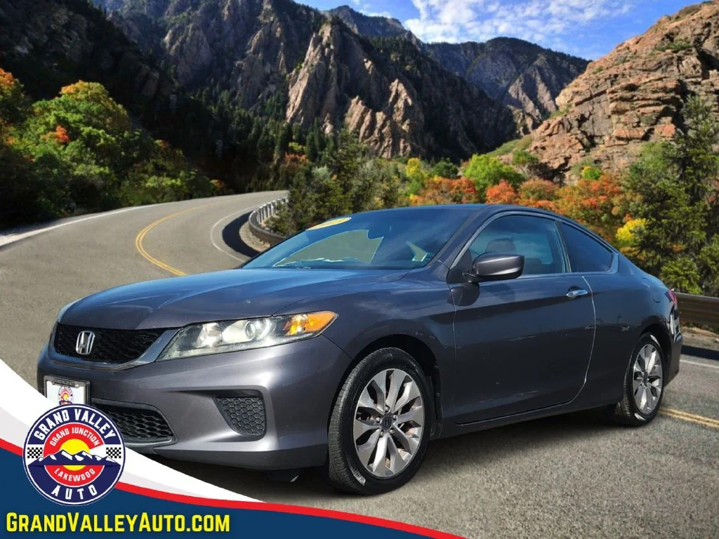 Used 2013 Gray Honda LX-S image 1