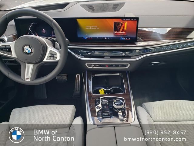 Used 2026 Alpine White BMW xDrive40i image 17