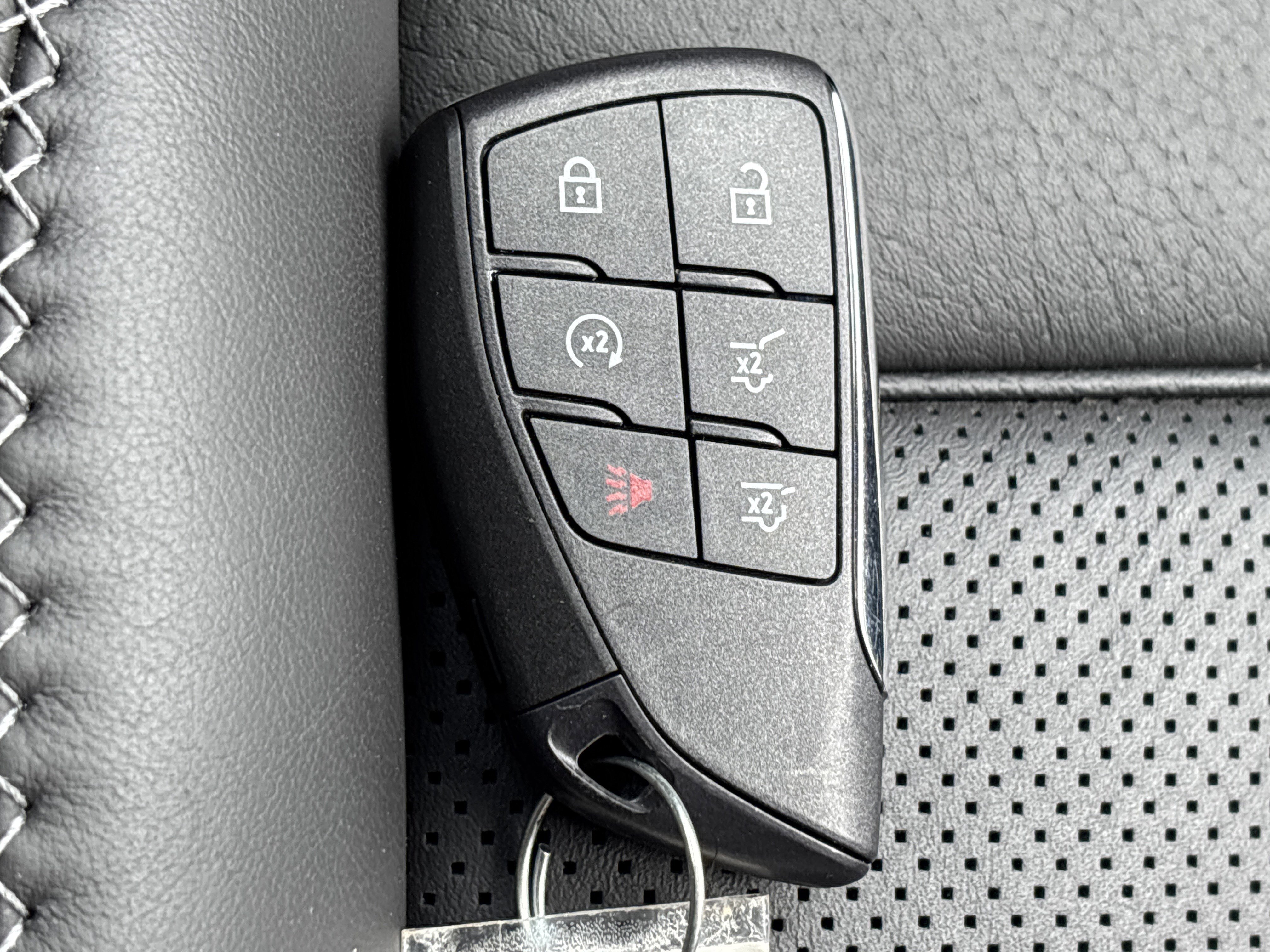 Used 2025 Volcanic Red Tintcoat GMC Denali 4WD image 45