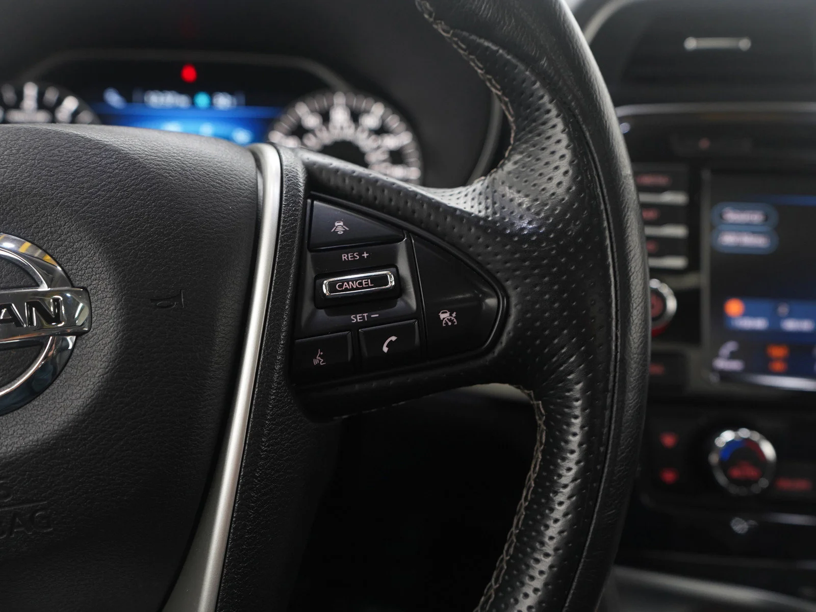 2022 Nissan Maxima SL - Photo 27