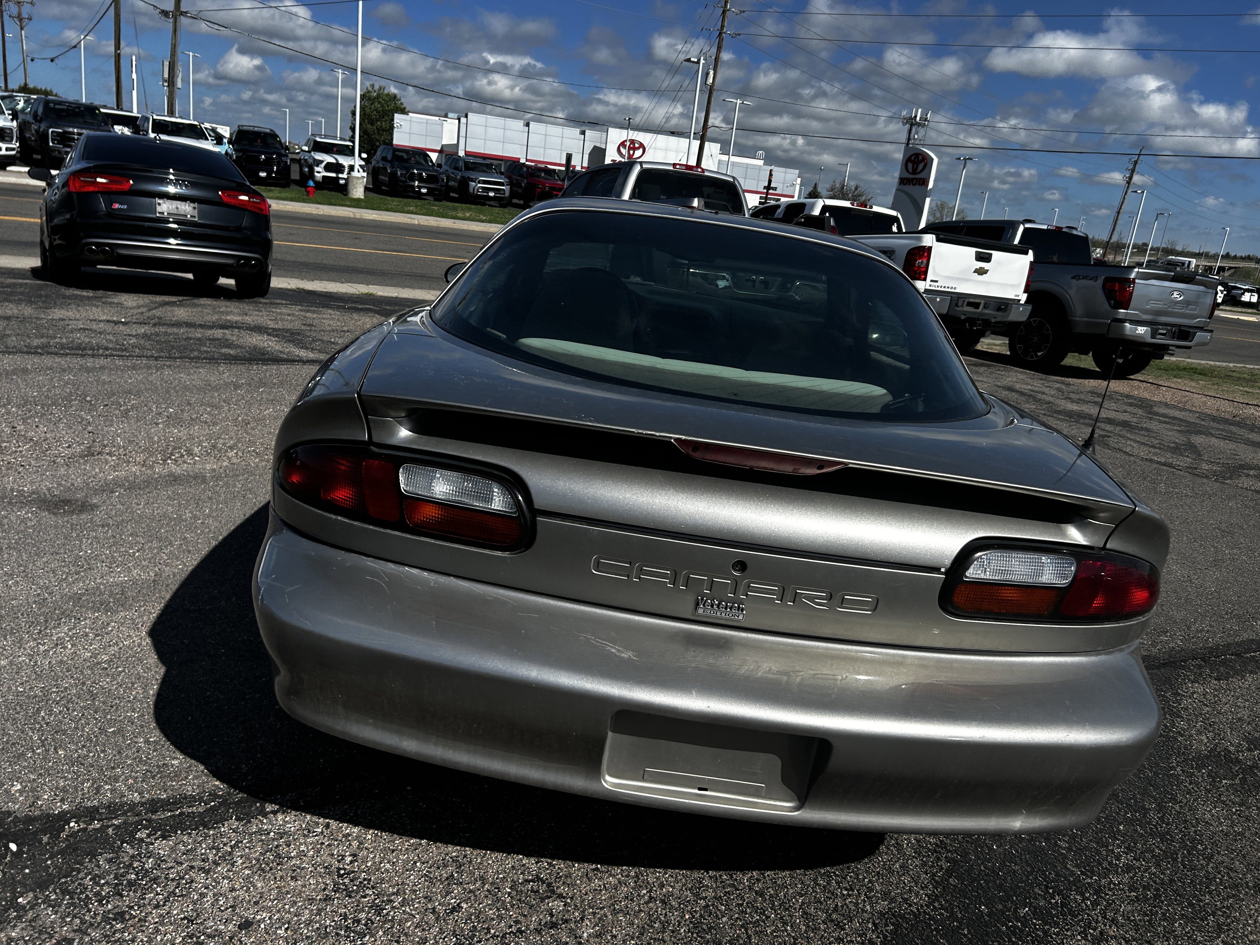 Used 2000 Light Pewter Metallic Chevrolet Base image 4