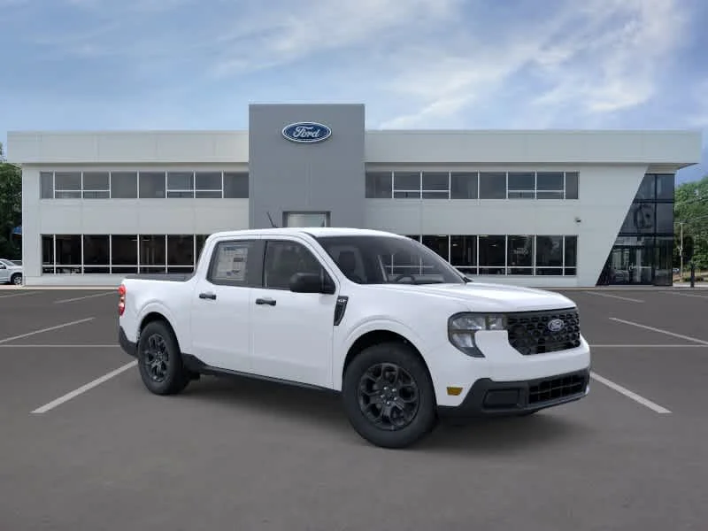 New 2026 Oxford White Ford XLT image 7