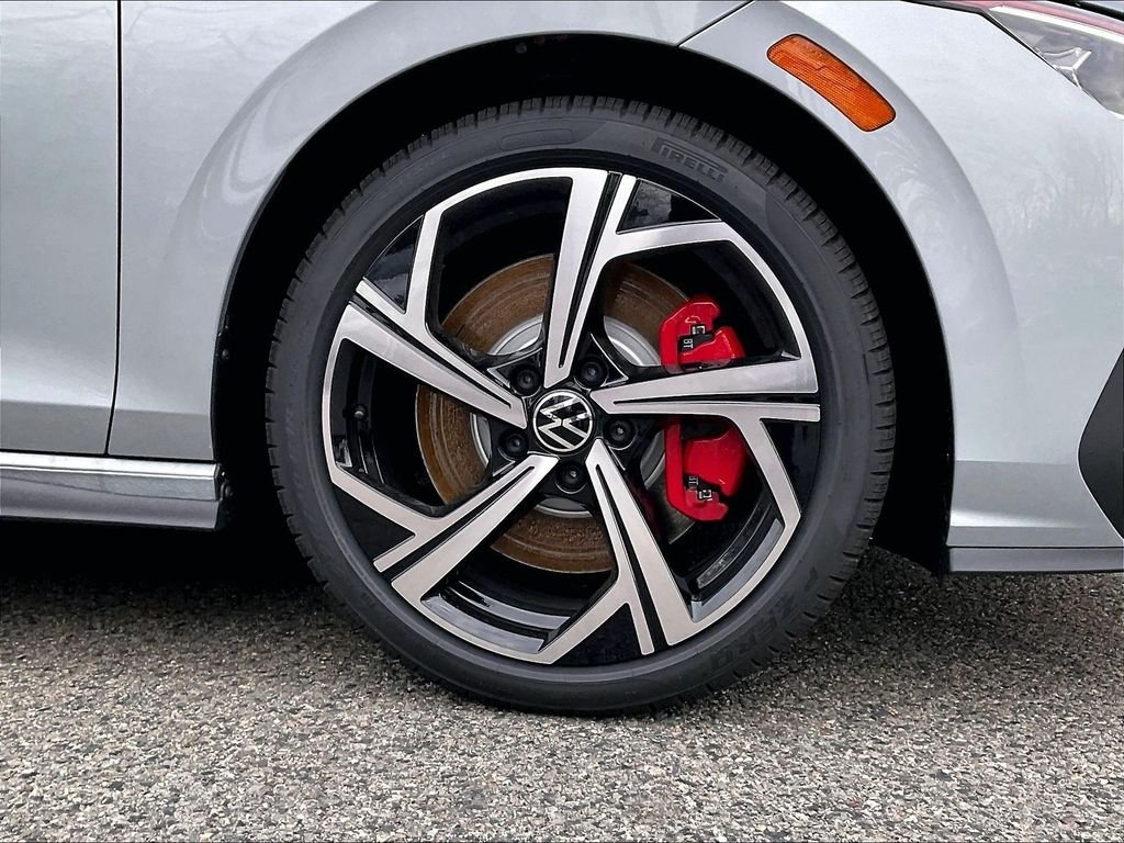 New 2026 Silver Volkswagen 2.0T SE image 8