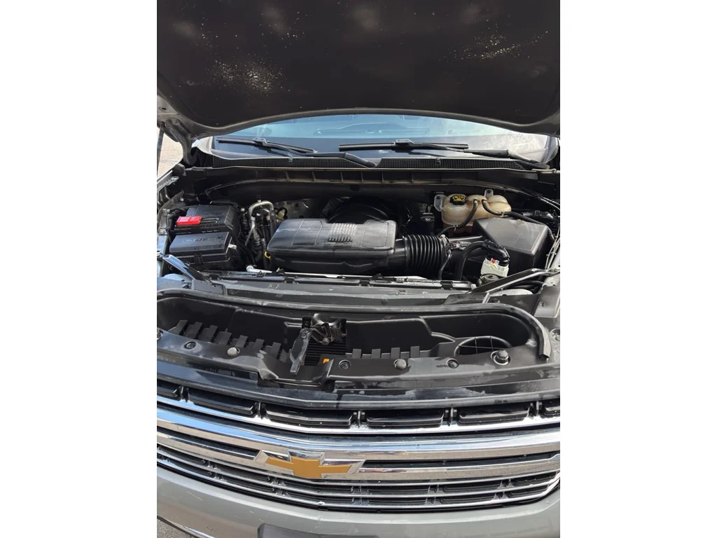 Used 2023 Sterling Gray Metallic Chevrolet LT image 16