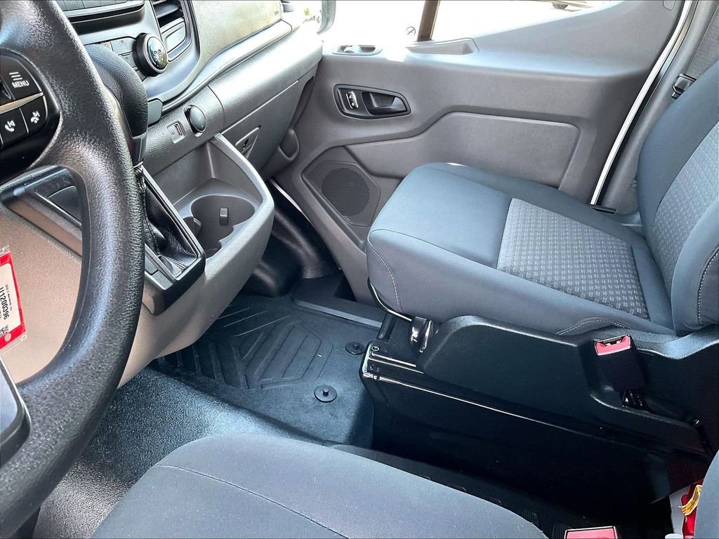 Used 2025 White Ford Base image 19