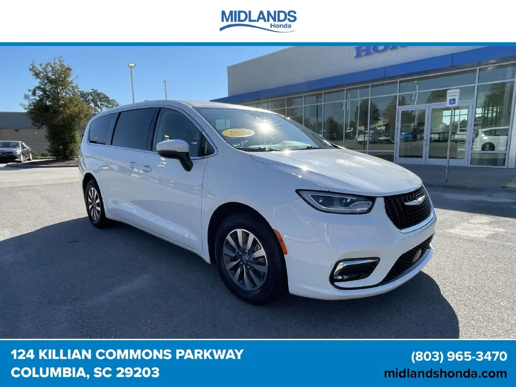 2023 Chrysler Pacifica Hybrid Touring L
