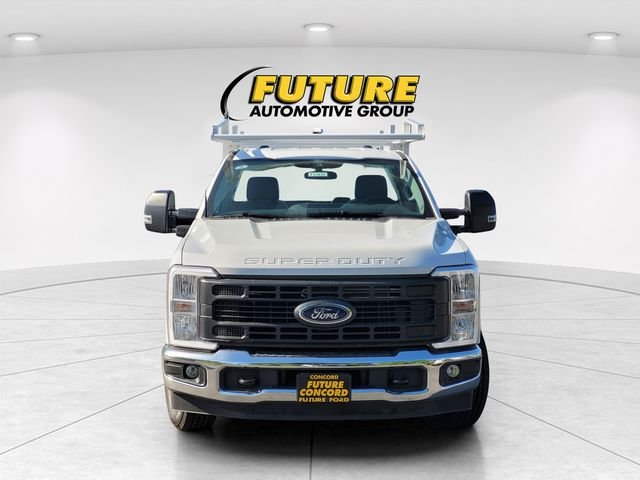 New 2026 Oxford White Ford F-250® XL image 28