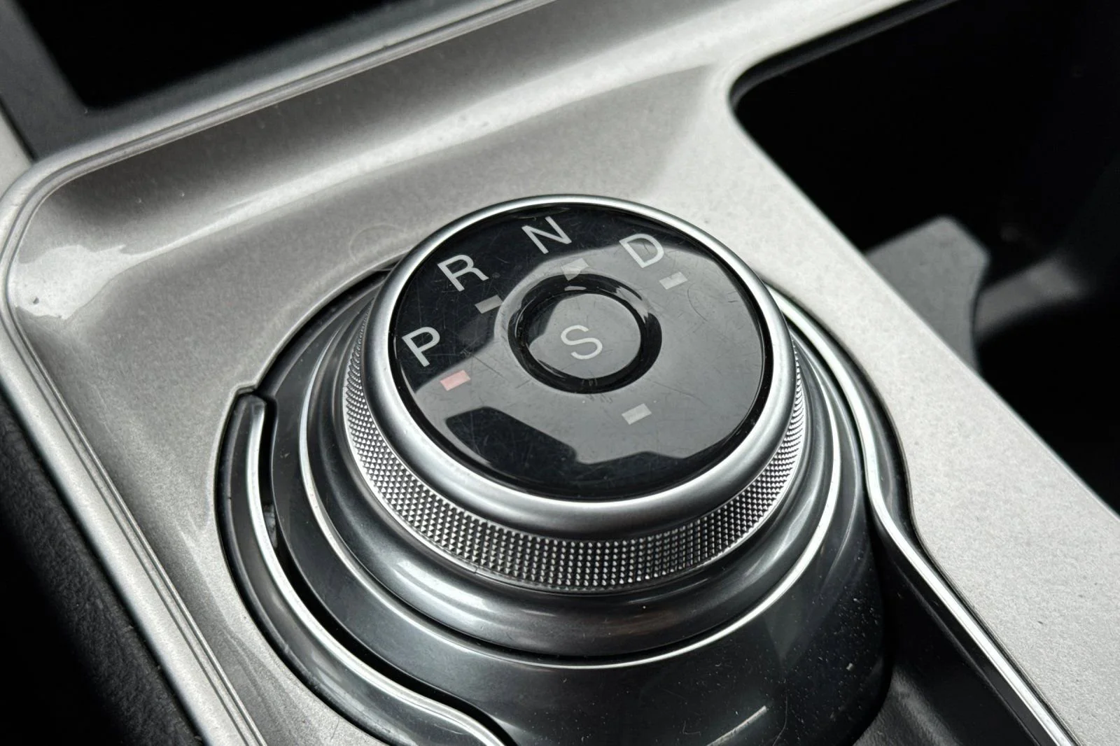 Used 2024 Iconic Silver Ford SEL image 23