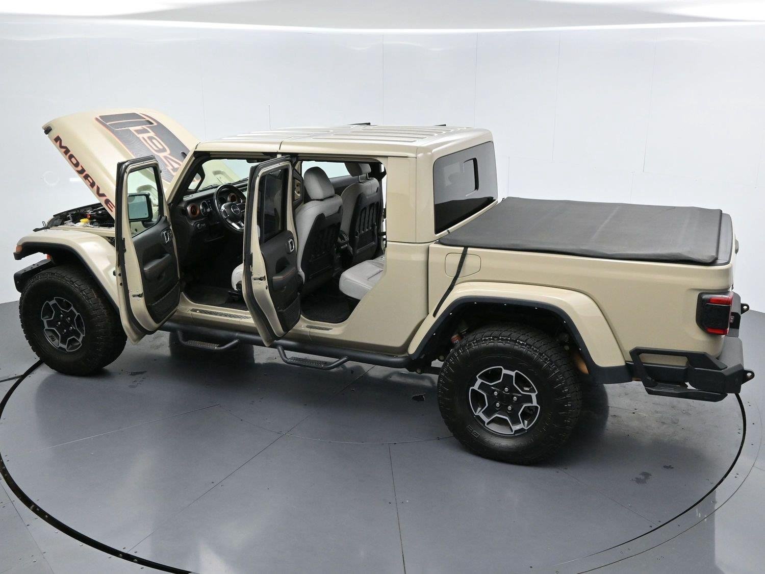 Used 2022 Limited Edition Gobi Clearcoat Jeep Mojave image 39