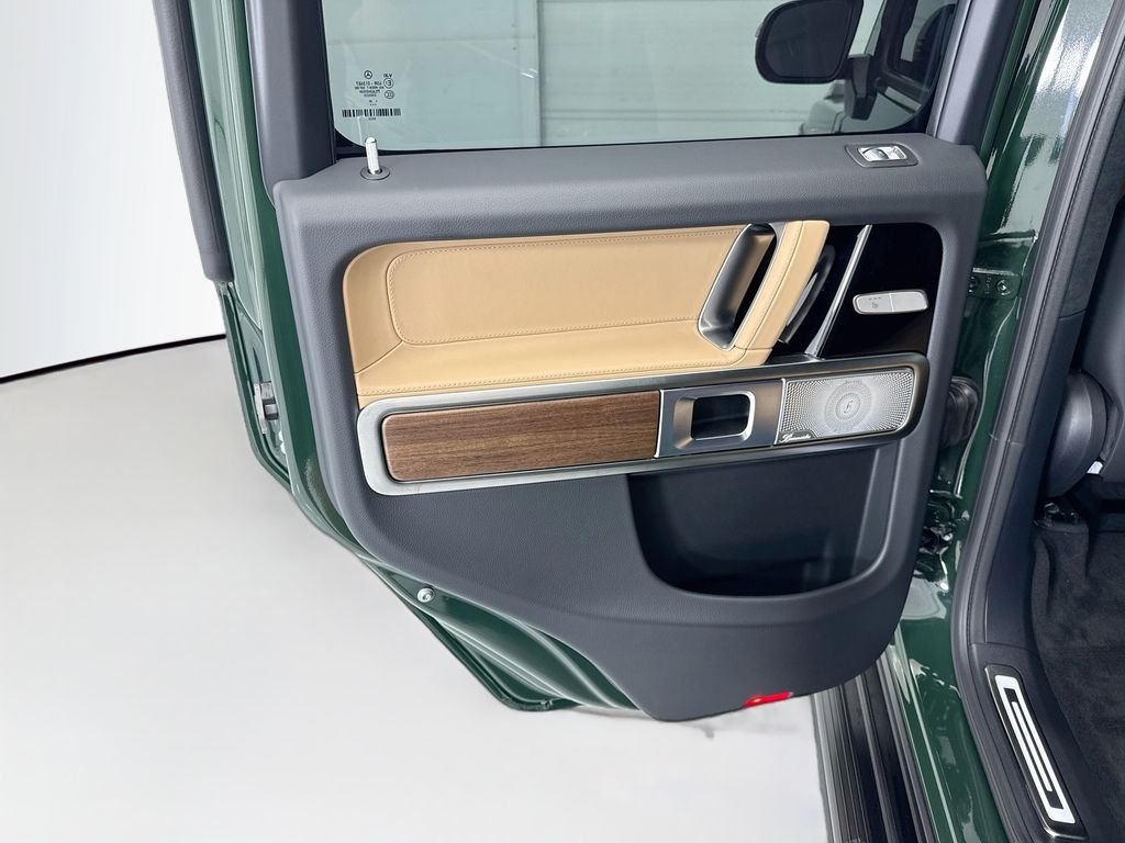 New 2027 MANUFAKTUR Deep Green Mercedes-Benz G 580 image 25