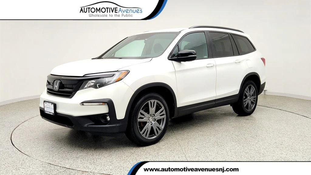 Used 2022 Platinum White Pearl Honda Sport AWD image 1