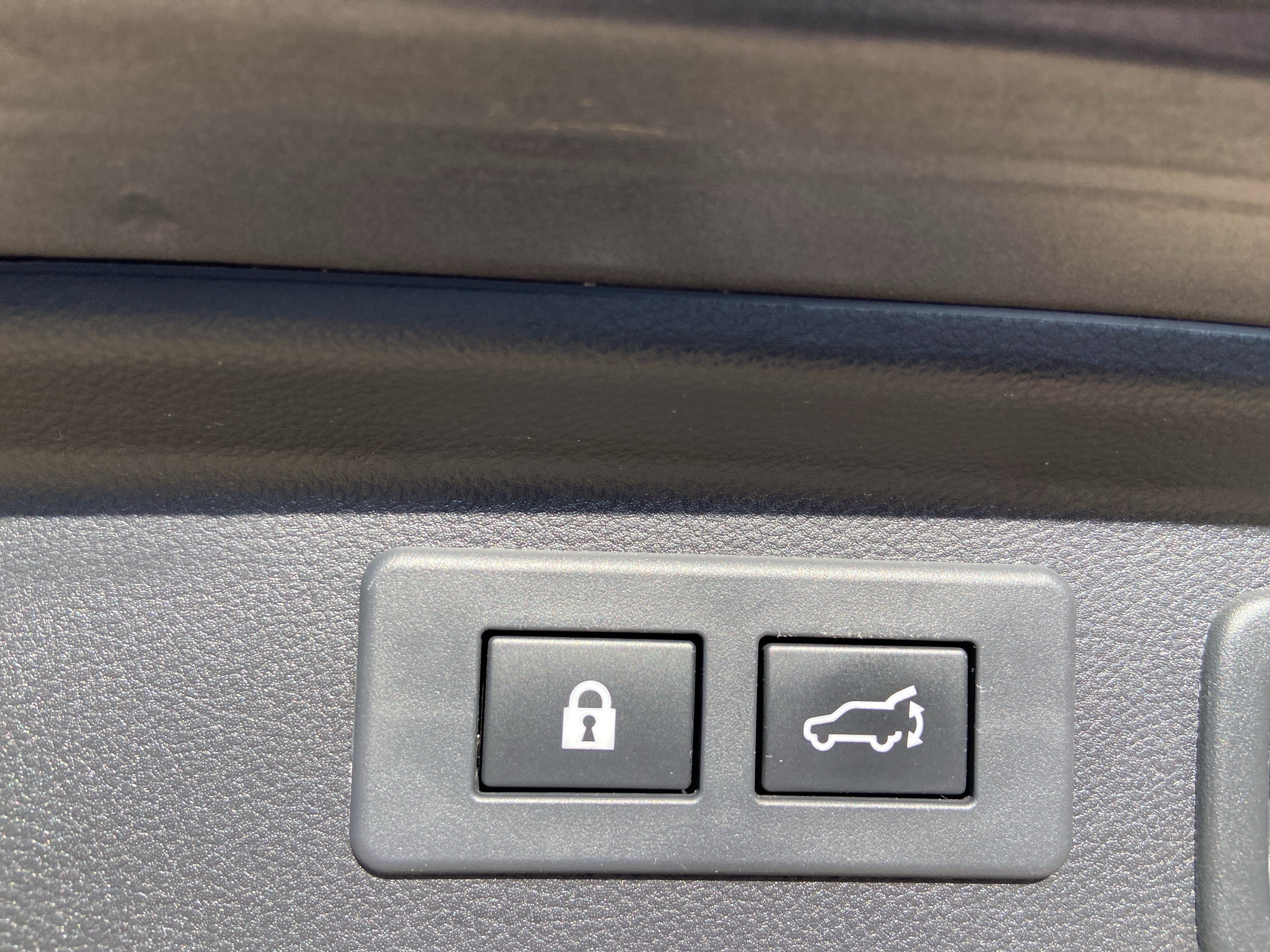 Used 2022 Magnetite Gray Metallic Subaru Premium image 51
