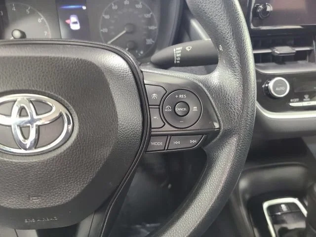 Used 2024 Ice Cap Toyota LE image 22