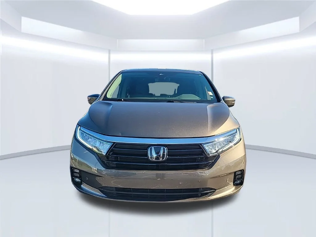 Used 2022  Honda Touring image 3