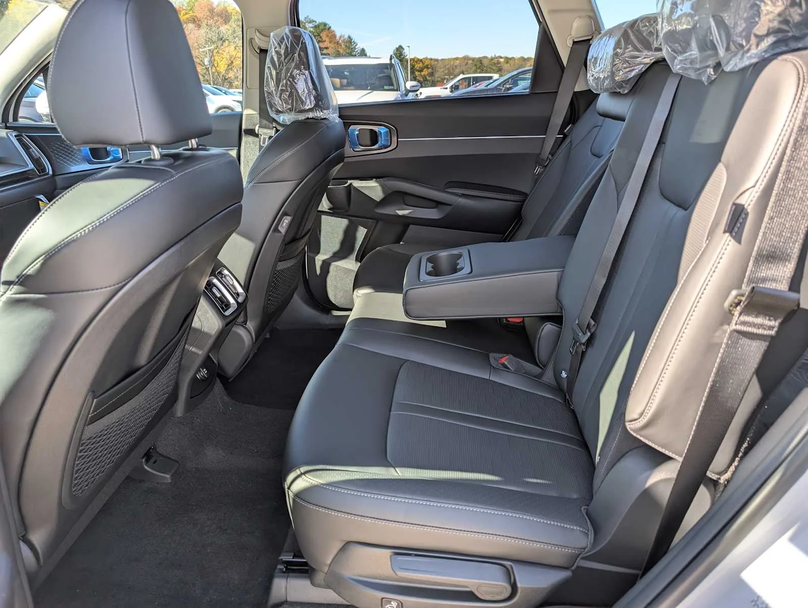 2026 Kia Sorento EX - Photo 17