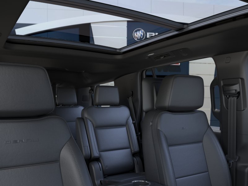 2026 GMC Yukon Denali - Photo 24