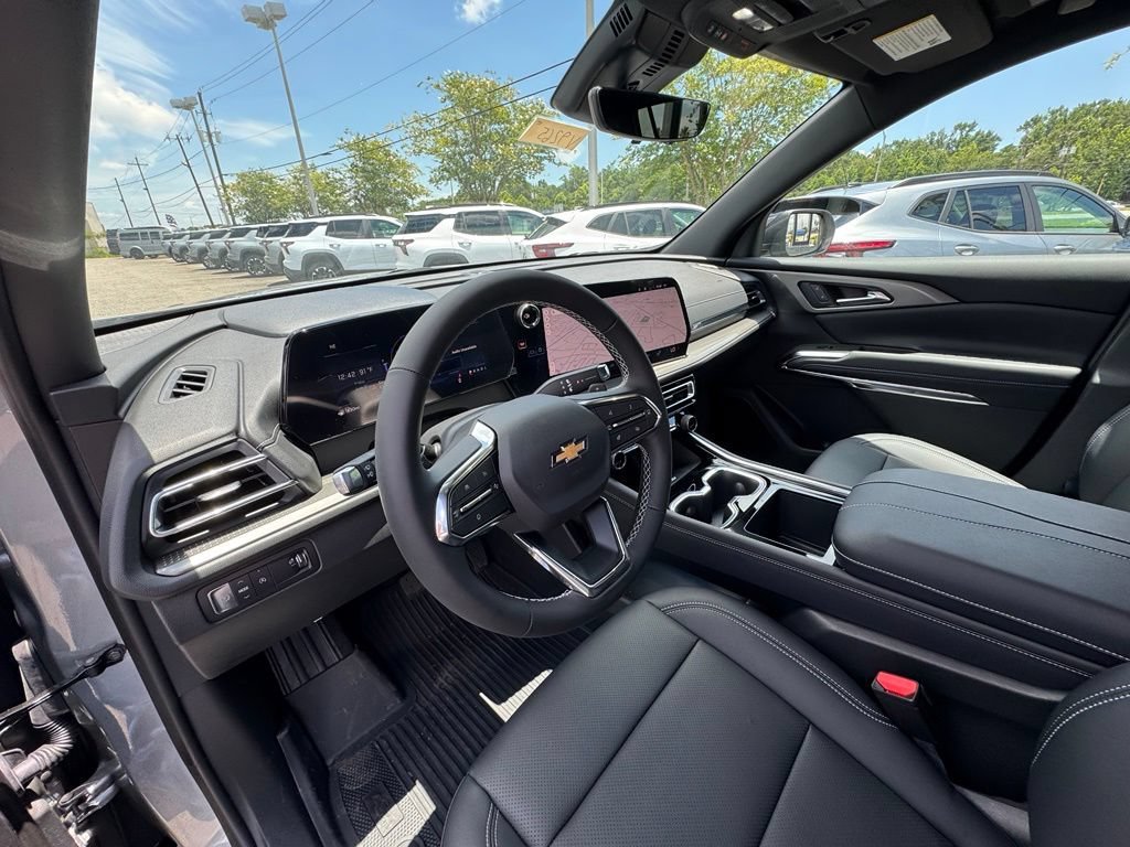 2026 Chevrolet Traverse LT - Photo 12