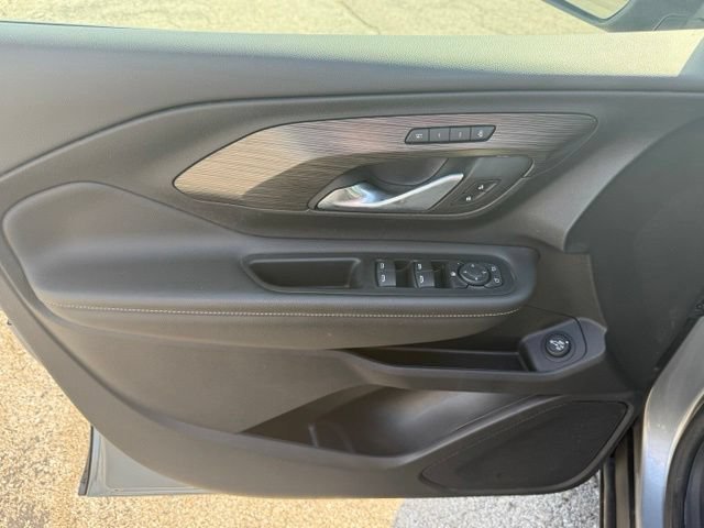 2023 GMC Terrain SLT - Photo 14