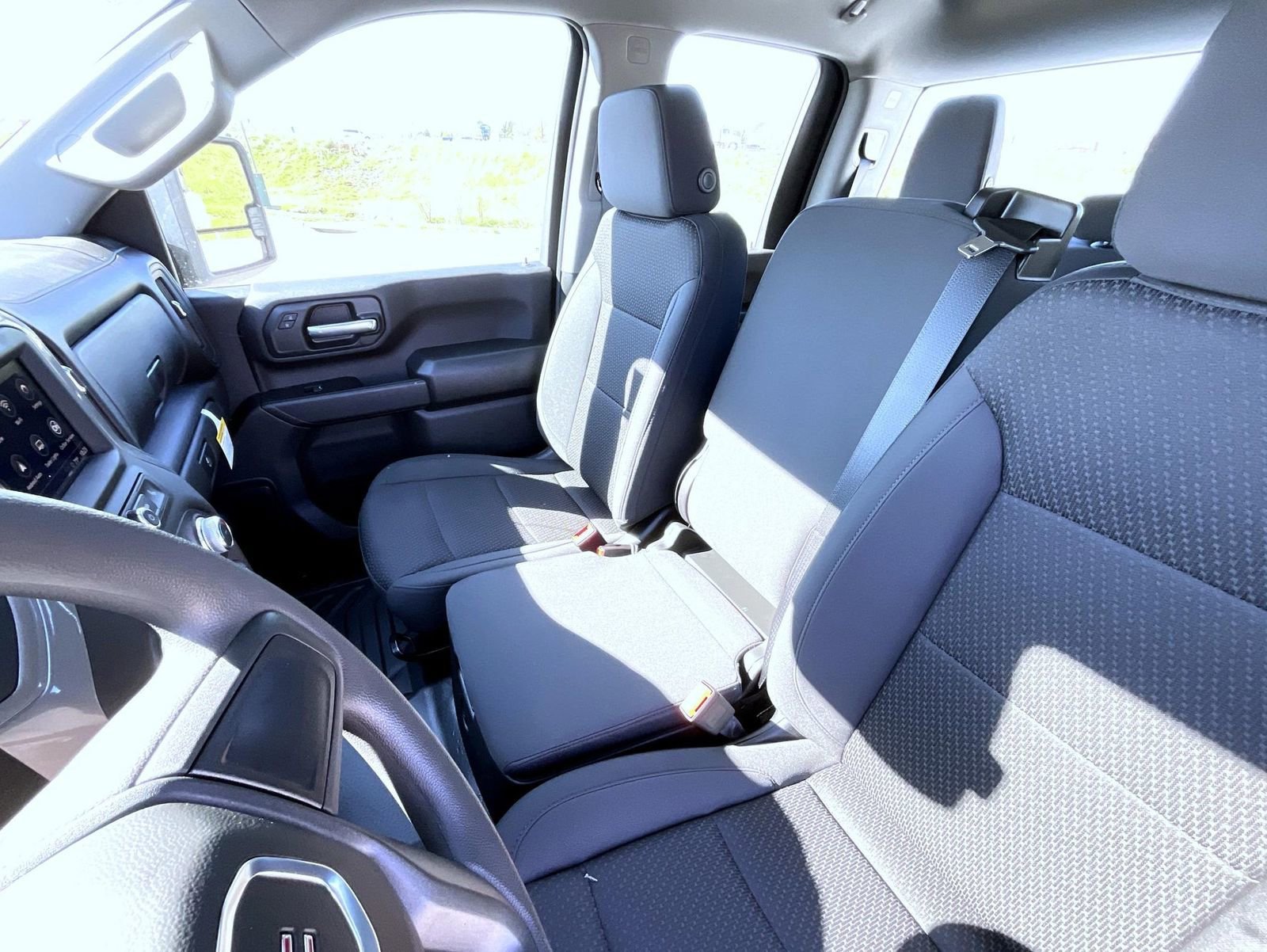New 2026 Summit White GMC Pro image 11