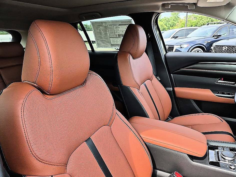 New 2026 Zircon Sand Metallic Mazda 2.5 Turbo AWD image 32