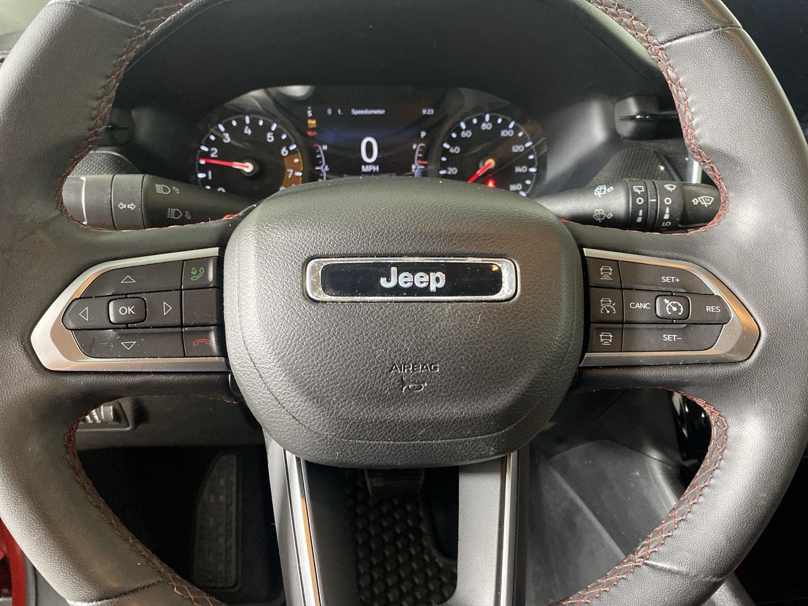 Used 2024 Red Hot Pearlcoat Jeep Trailhawk image 15