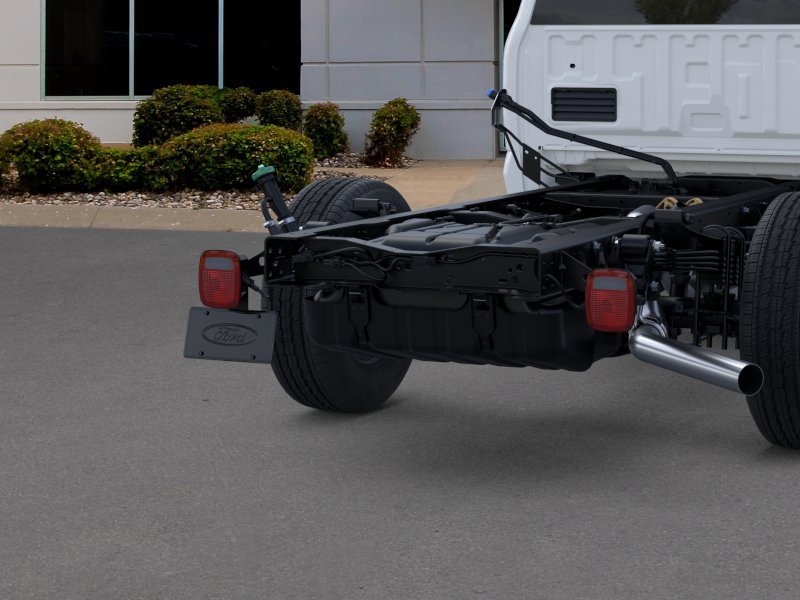 2026 Ford F-350 Super Duty Chassis Cab XL - Photo 21